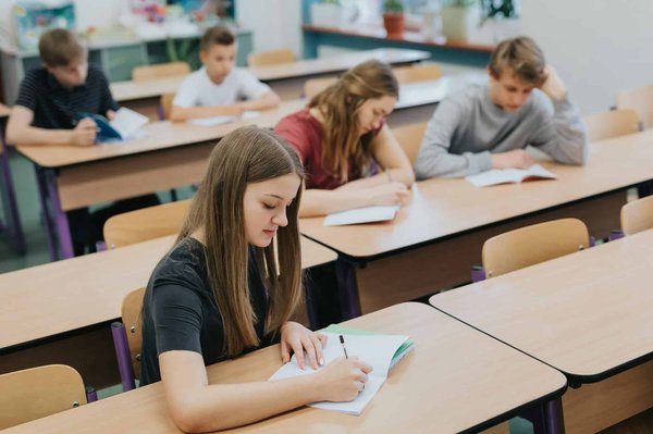 Come massimizzare il risparmio energetico con l'uso di tendaggi termici in inverno?