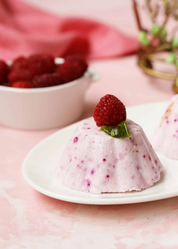 Quali sono i passi per un soufflé di parmigiana di melanzane con cuore morbido?