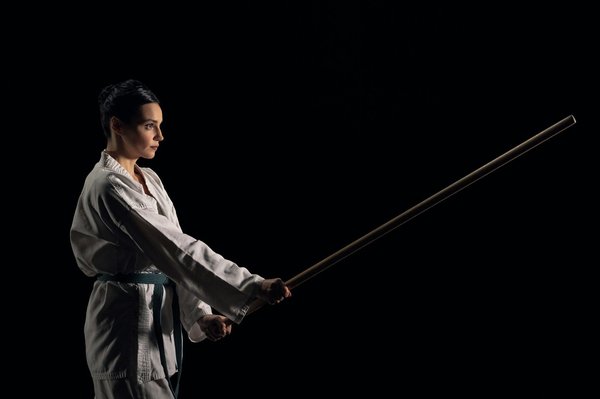 Quali sono i migliori consigli per abbinare un kimono con un abbigliamento casual chic?